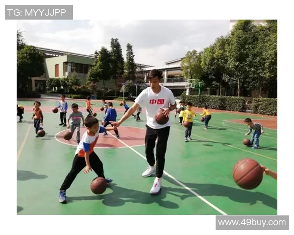 聚焦篮球运动员成长历程与赛场风采全方位解读竞技魅力新篇章展望